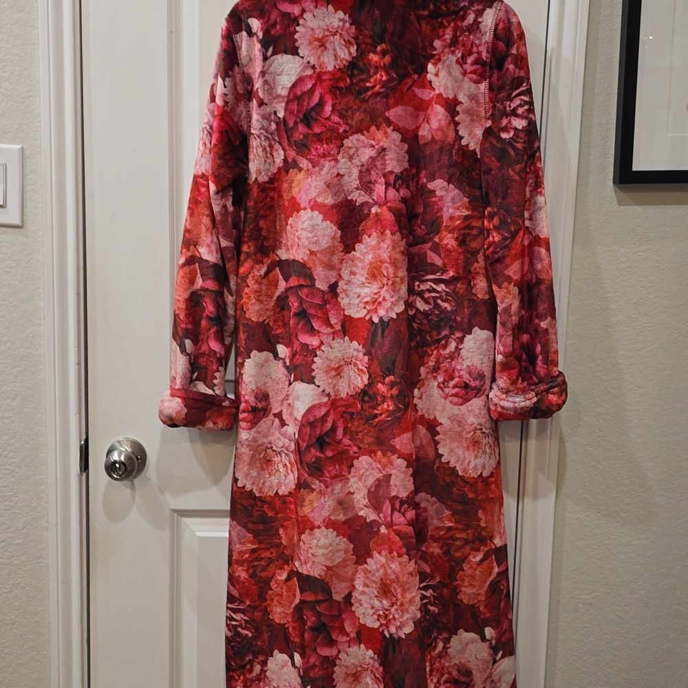 Johnny‎ Was Zip Up Robe- Rosas - Picture 9 of 9